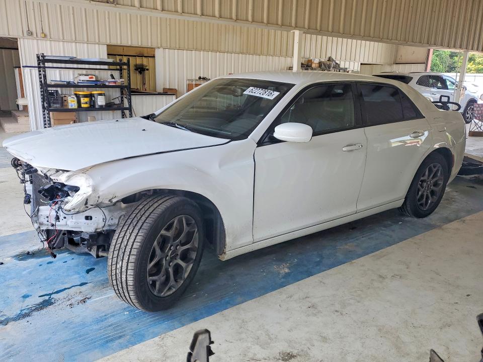 CHRYSLER 300 2017 with VIN 2C3CCAGG2HH529961 - Photo from auction