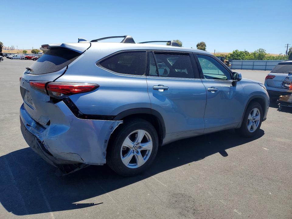 Фото 3 с аукциона – 2020 TOYOTA HIGHLANDER с VIN 5TDZZRAH6LS009633