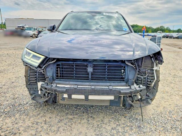 Снимка 5 от търг – 2019 AUDI Q5 с VIN WA1BNAFY7K2036332