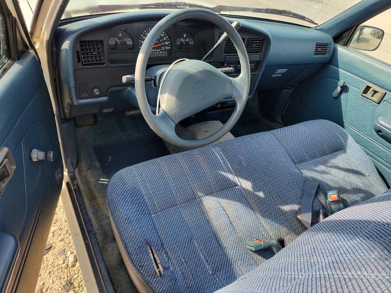 Photo 8 from auction – 1992 TOYOTA PICKUP with VIN 4TARN81P6NZ001607