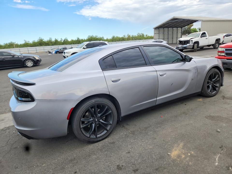 Photo 3 from auction – 2018 DODGE CHARGER with VIN 2C3CDXBGXJH163910
