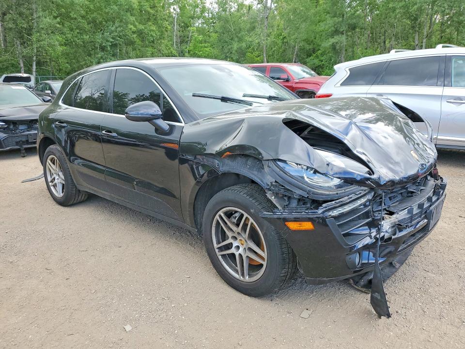 Photo 4 from auction – 2018 PORSCHE MACAN with VIN WP1AB2A5XJLB31102