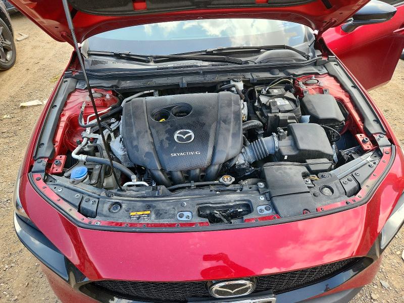 Photo 11 from auction – 2019 MAZDA 3 with VIN JM1BPAMM5K1142106