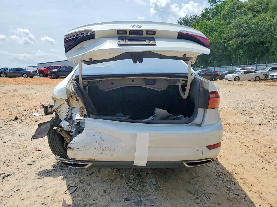 Photo 6 from auction – 2019 VOLKSWAGEN JETTA with VIN 3VWC57BU4KM164436