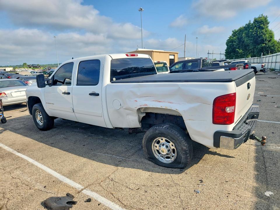 Photo 2 from auction – 2008 CHEVROLET SILVERADO with VIN 1GCHC23678F121915
