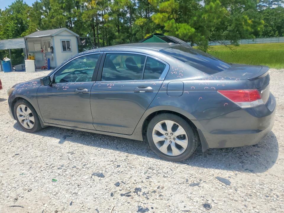 Photo 2 from auction – 2010 HONDA ACCORD with VIN 1HGCP2F85AA192577