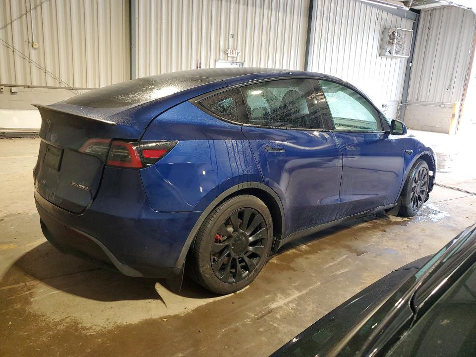 Photo 3 from auction – 2024 TESLA MODEL Y with VIN 7SAYGDEFXRA311470