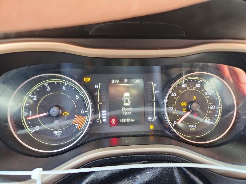 Photo 9 from auction – 2014 JEEP CHEROKEE with VIN 1C4PJMAB4EW177819
