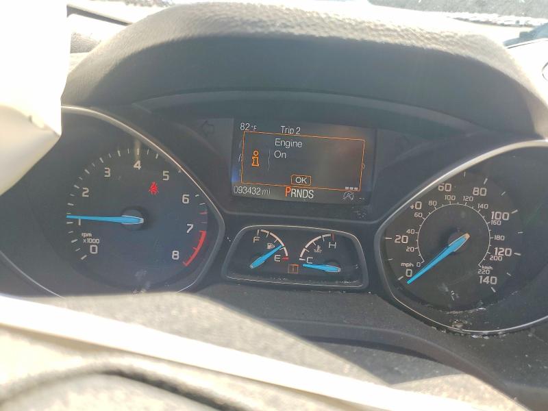 Photo 9 from auction – 2017 FORD ESCAPE with VIN 1FMCU9G90HUA05239