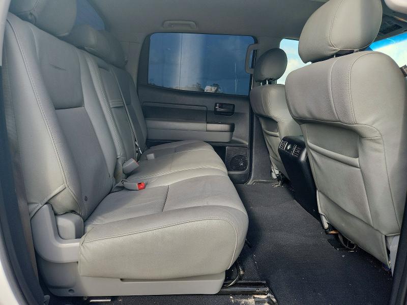 Photo 10 from auction – 2012 TOYOTA TUNDRA with VIN 5TFDW5F12CX216845
