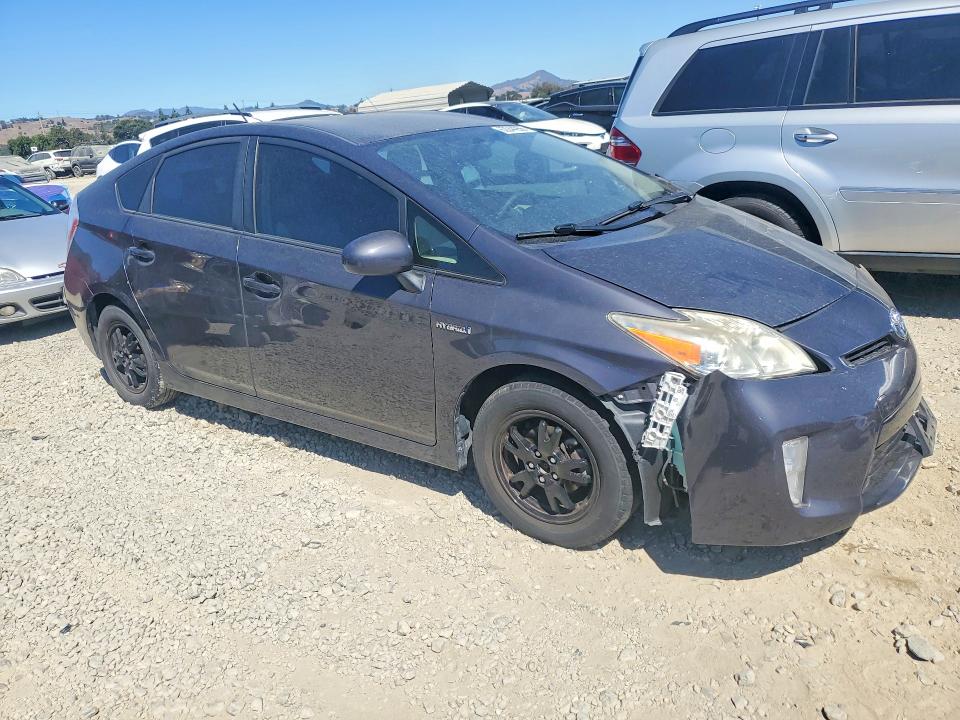 Фото 4 с аукциона – 2014 TOYOTA PRIUS с VIN JTDKN3DU9E1764763