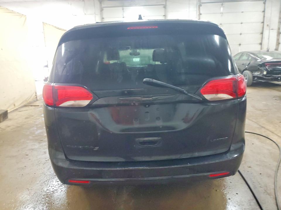 Photo 6 from auction – 2020 CHRYSLER PACIFICA with VIN 2C4RC1GG3LR132591