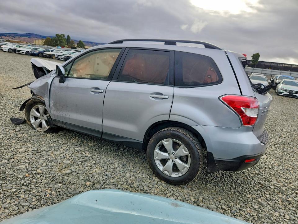 Photo 2 from auction – 2016 SUBARU FORESTER with VIN JF2SJADC7GH522749