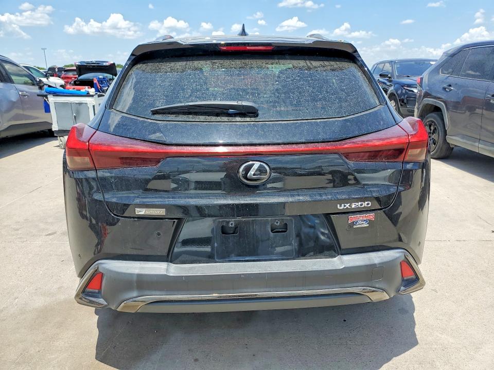 Photo 6 from auction – 2019 LEXUS UX with VIN JTHY3JBH8K2003317