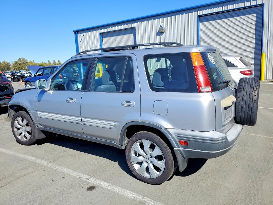 Photo 2 from auction – 2001 HONDA CR-V with VIN JHLRD18611C014972