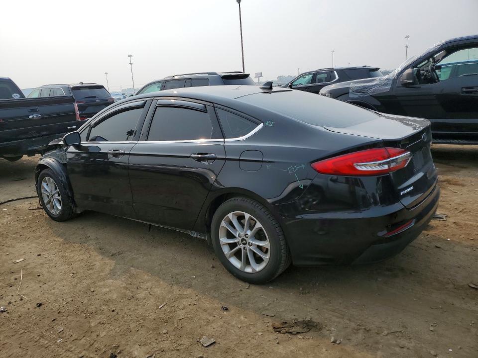 Photo 2 from auction – 2020 FORD FUSION with VIN 3FA6P0HD8LR164930