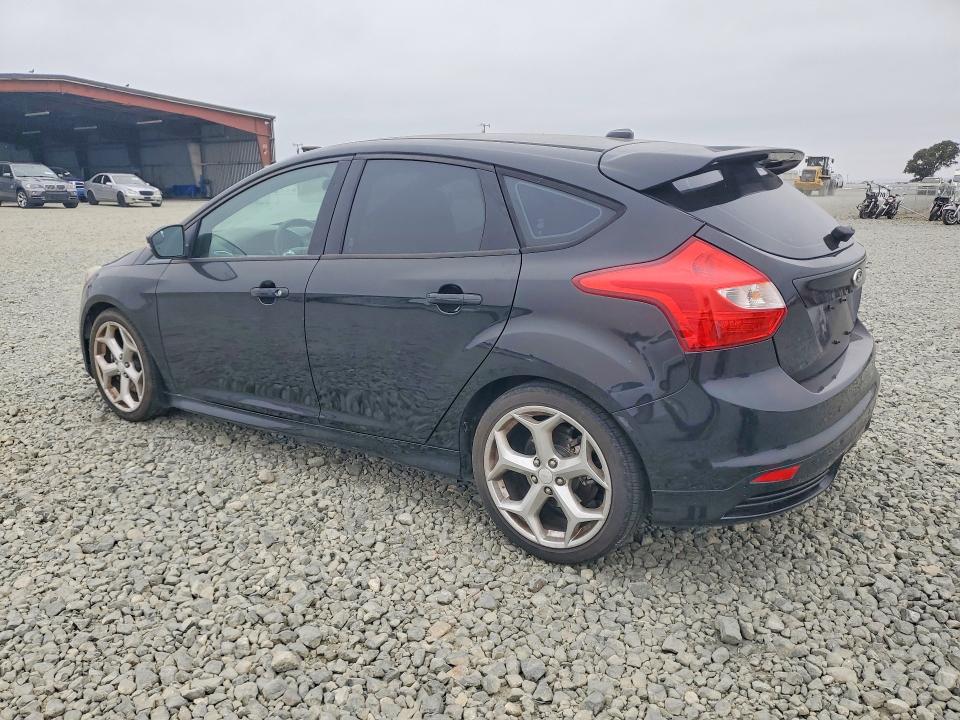 Photo 2 from auction – 2013 FORD FOCUS with VIN 1FADP3L97DL191743