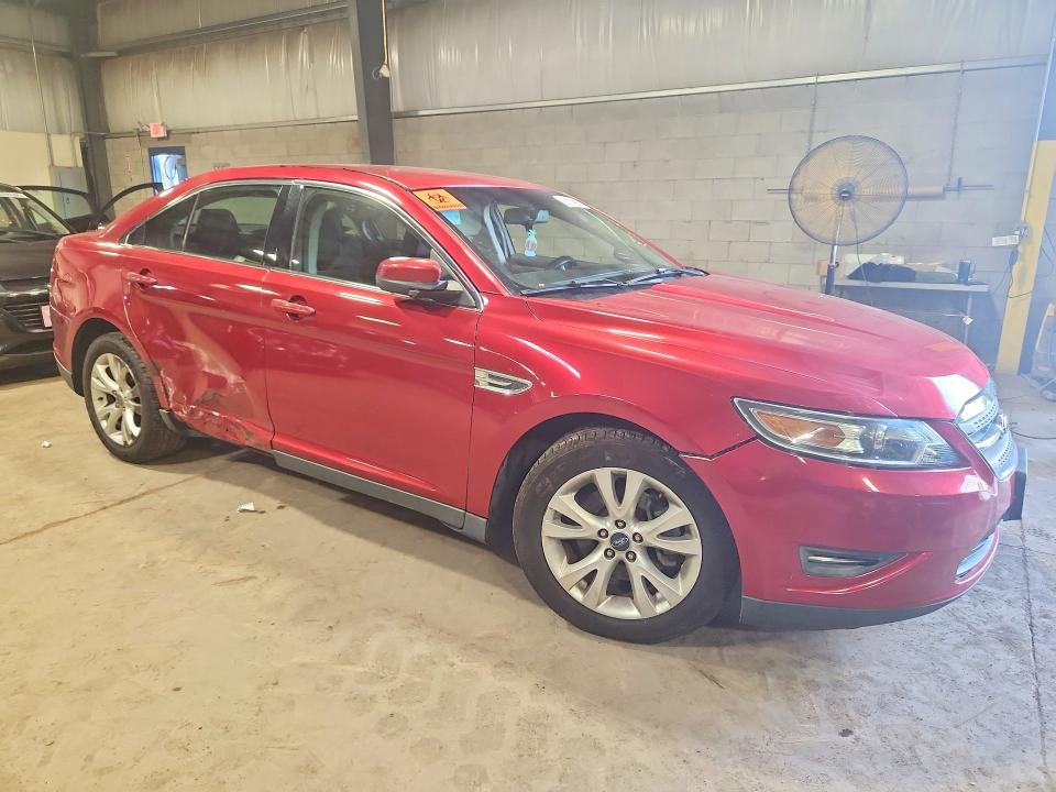 Photo 4 from auction – 2010 FORD TAURUS with VIN 1FAHP2EW3AG139755