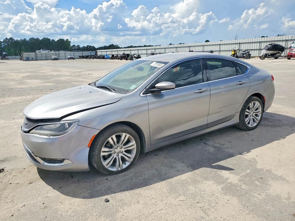 CHRYSLER 200 2015 with VIN 1C3CCCAB4FN755044 - Photo from auction