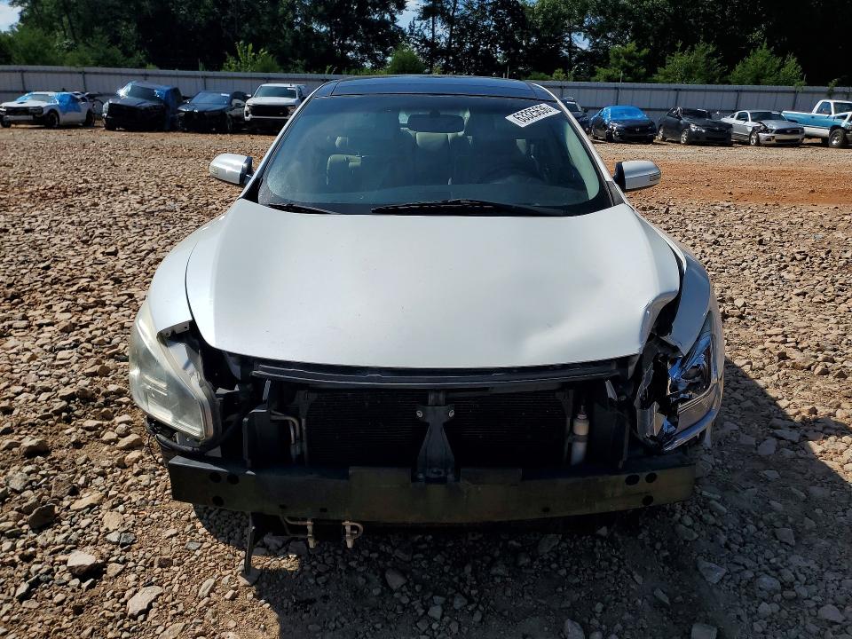 Photo 5 from auction – 2014 NISSAN MAXIMA with VIN 1N4AA5AP1EC464582