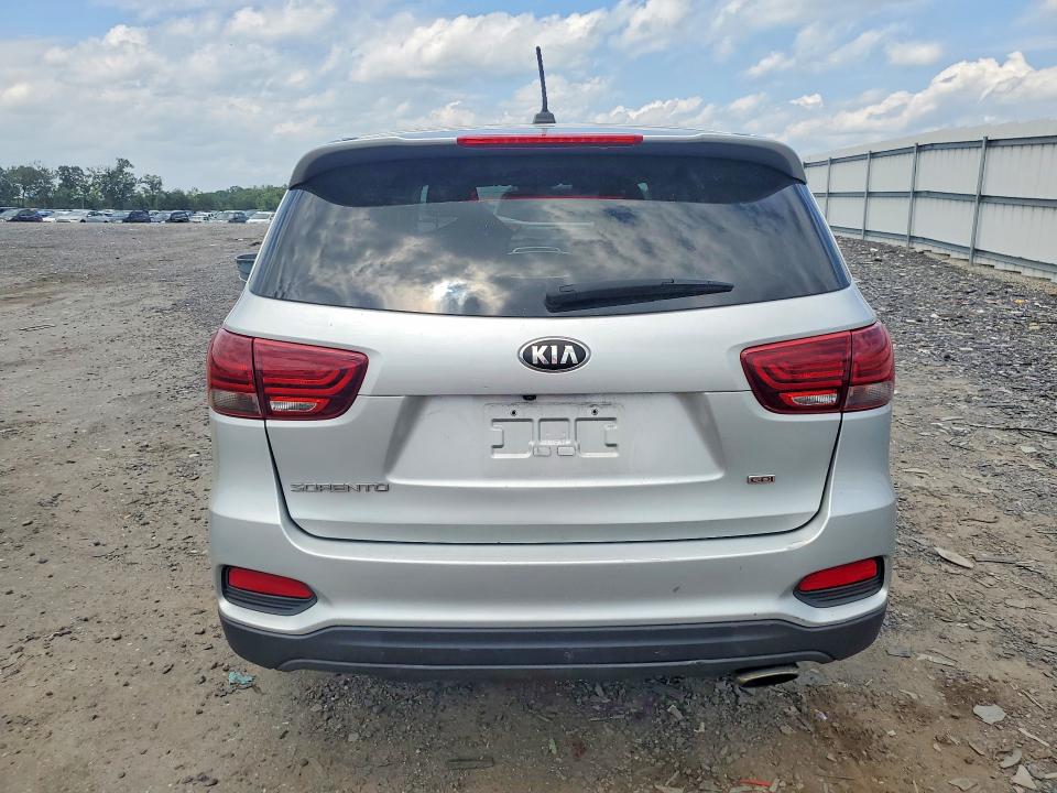 Photo 6 from auction – 2019 KIA SORENTO with VIN 5XYPGDA33KG559663