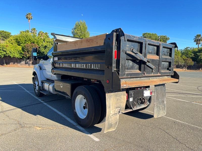 Photo 3 from auction – 2022 FORD F650 with VIN 1FDNF6DE3NDF08598