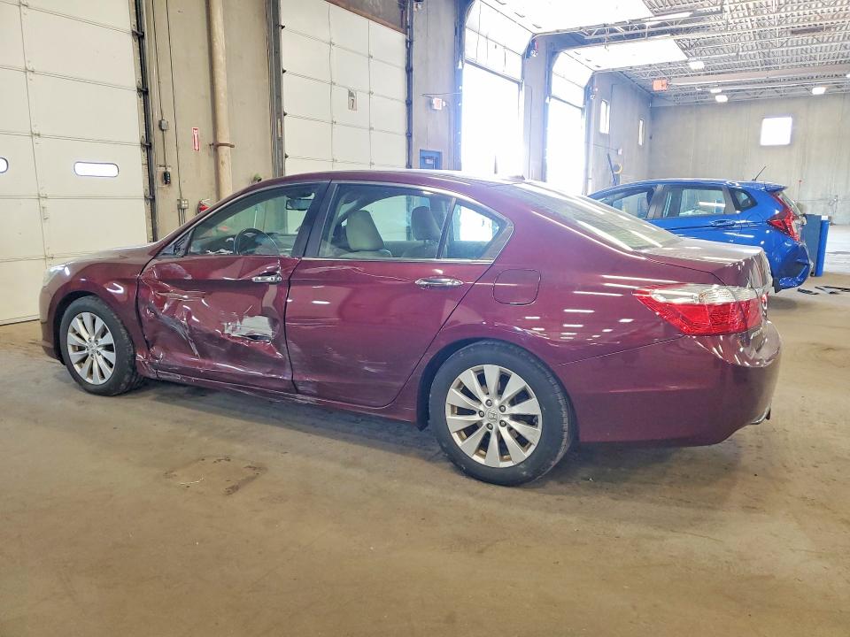 Photo 2 from auction – 2014 HONDA ACCORD with VIN 1HGCR2F83EA082594