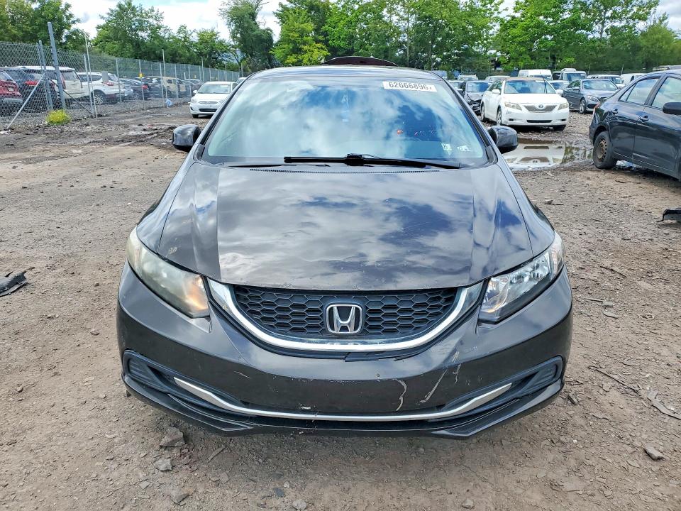 Photo 5 from auction – 2013 HONDA CIVIC with VIN 2HGFB2F57DH568090
