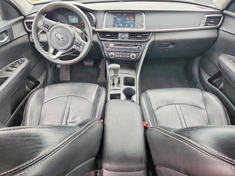 Photo 8 from auction – 2018 KIA OPTIMA with VIN 5XXGT4L39JG201009