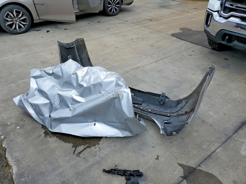 Photo 12 from auction – 2015 FORD FOCUS with VIN 1FADP3F24FL279604