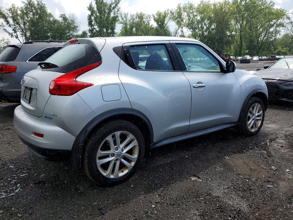 Photo 3 from auction – 2014 NISSAN JUKE with VIN JN8AF5MV7ET482532
