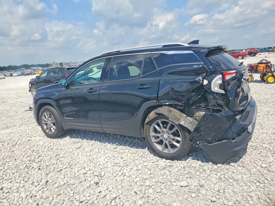 Photo 2 from auction – 2022 GMC TERRAIN with VIN 3GKALVEVXNL170376