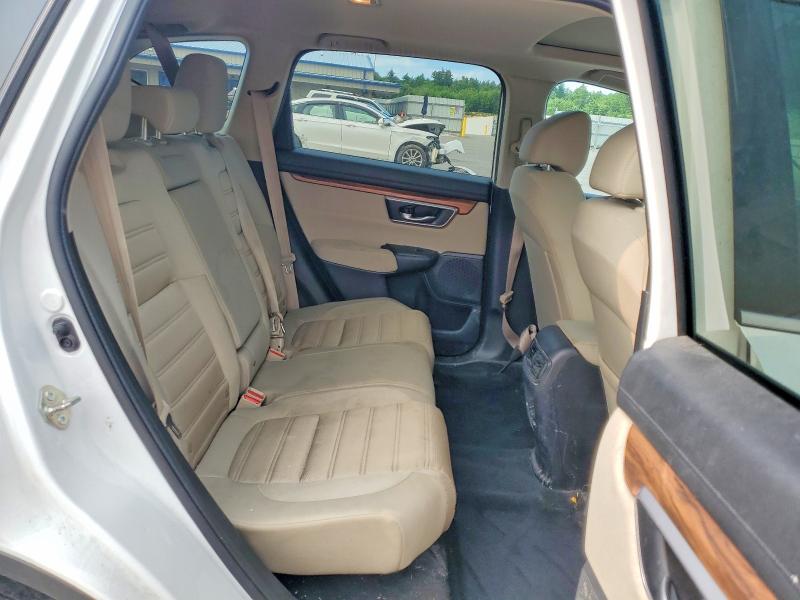 Photo 10 from auction – 2019 HONDA CR-V with VIN 2HKRW2H51KH672639