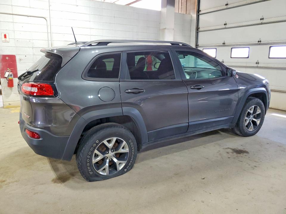 Photo 3 from auction – 2017 JEEP CHEROKEE with VIN 1C4PJMBS4HW561277