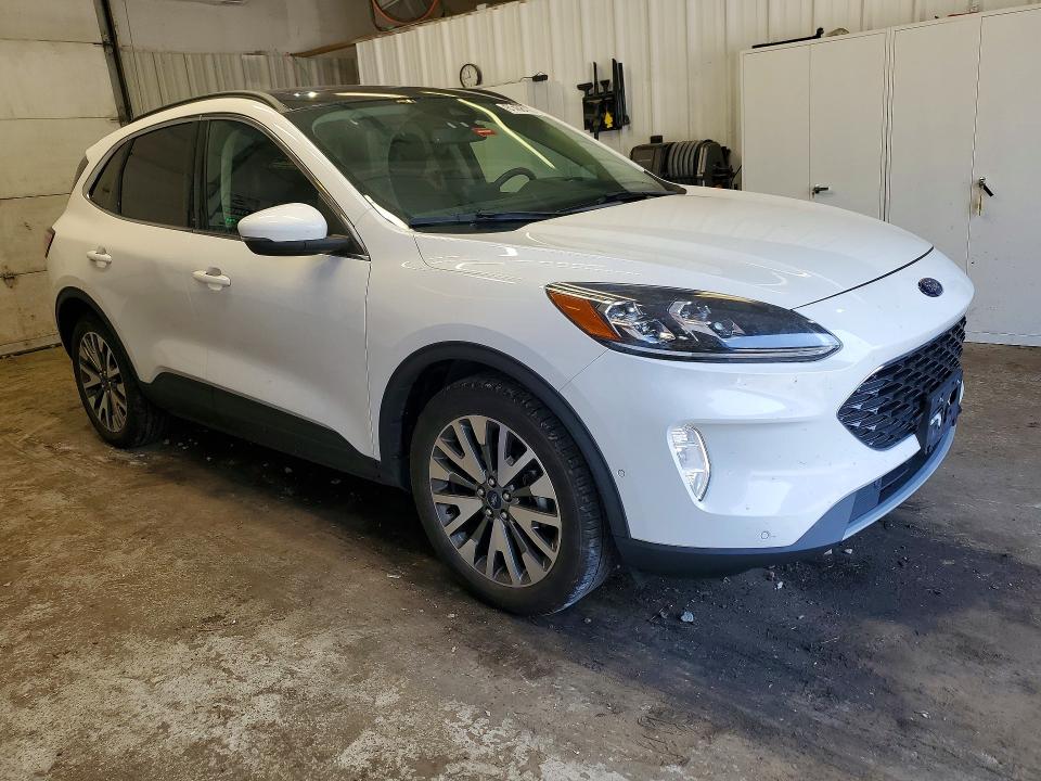 Photo 4 from auction – 2020 FORD ESCAPE with VIN 1FMCU9DZ4LUA63724