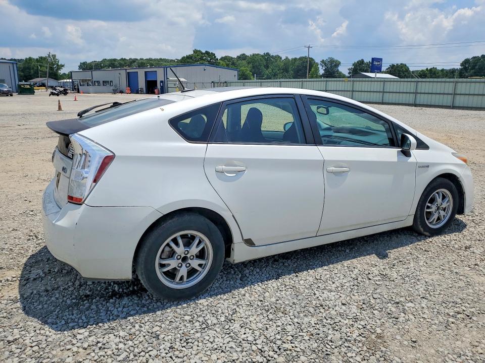 Photo 3 from auction – 2011 TOYOTA PRIUS with VIN JTDKN3DU0B0253377