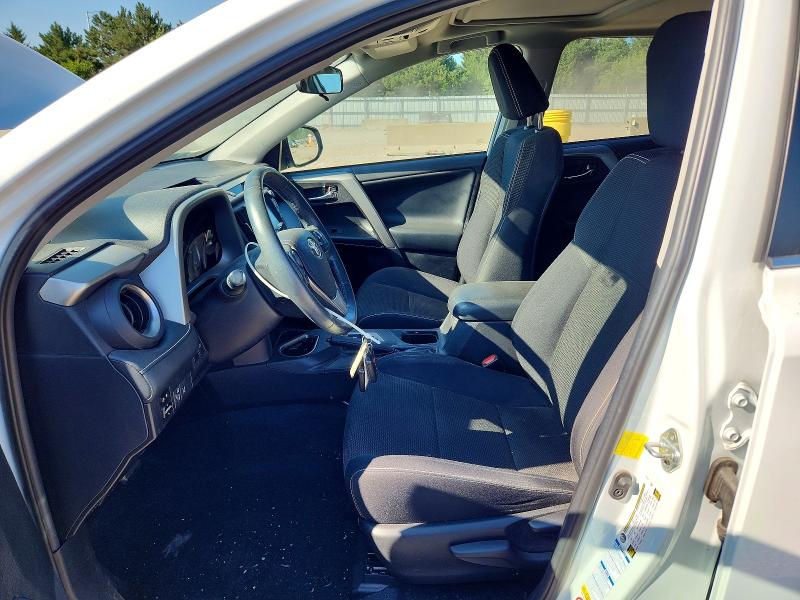 Photo 7 from auction – 2018 TOYOTA RAV4 with VIN 2T3RFREV5JW856809