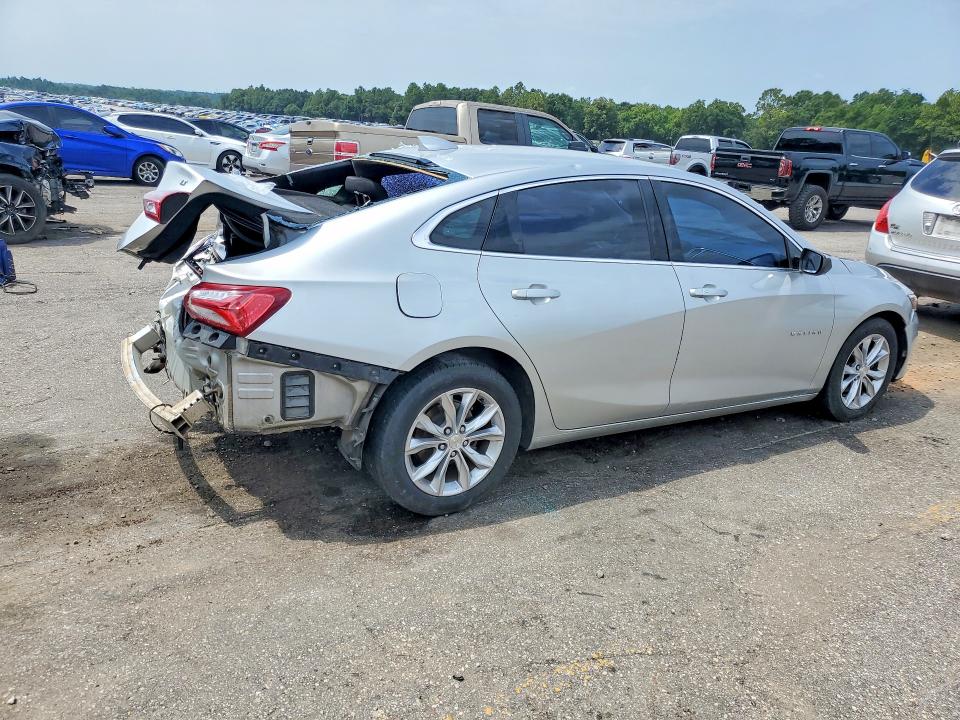 Photo 3 from auction – 2020 CHEVROLET MALIBU with VIN 1G1ZD5ST5LF003597