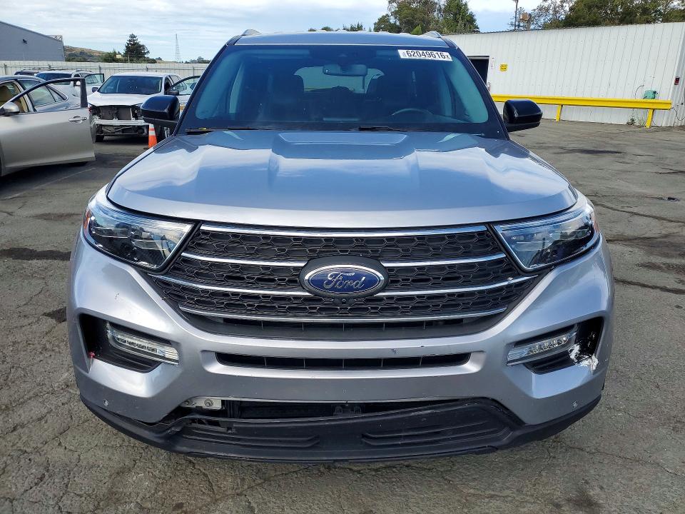 Photo 5 from auction – 2022 FORD EXPLORER with VIN 1FMSK8FHXNGA52163