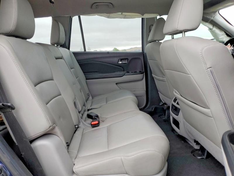 Photo 11 from auction – 2019 HONDA PILOT with VIN 5FNYF5H52KB003131