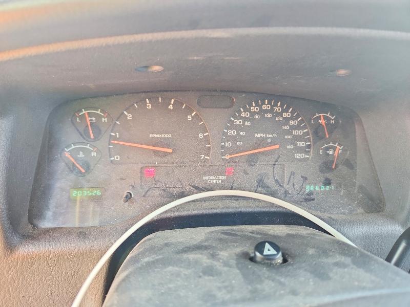 Photo 9 from auction – 2002 DODGE DURANGO with VIN 1B4HS48N72F220821