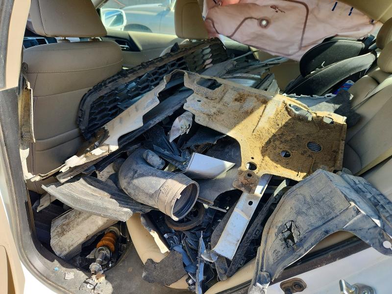 Photo 12 from auction – 2015 HONDA ACCORD with VIN 1HGCR2F81FA245776