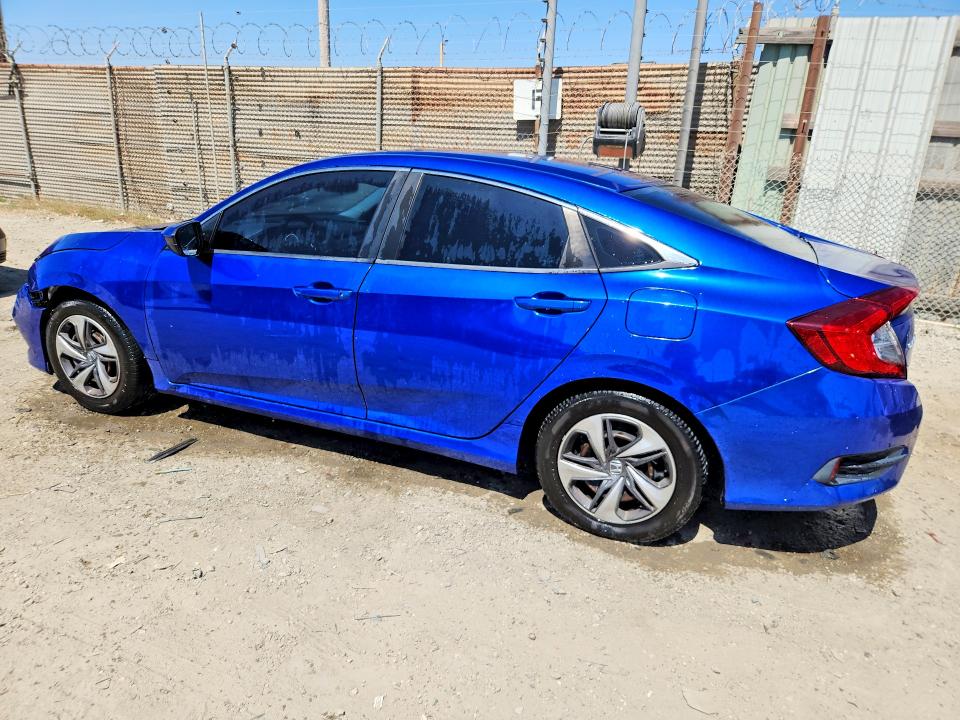 Photo 2 from auction – 2020 HONDA CIVIC with VIN 2HGFC2F64LH578600