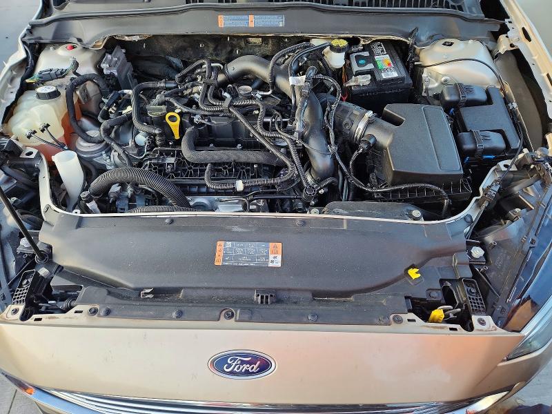 Photo 11 from auction – 2019 FORD FUSION with VIN 3FA6P0HD3KR176319