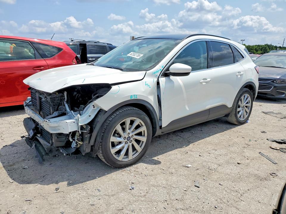 FORD ESCAPE 2021 with VIN 1FMCU9J97MUB16244 - Photo from auction