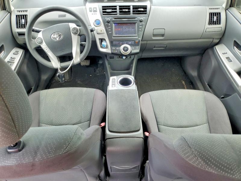 Photo 8 from auction – 2012 TOYOTA PRIUS V with VIN JTDZN3EU7C3174558