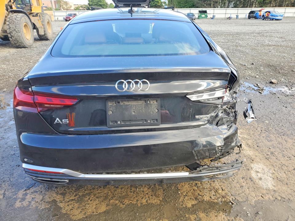Photo 6 from auction – 2021 AUDI A5 with VIN WAUDACF56MA045895