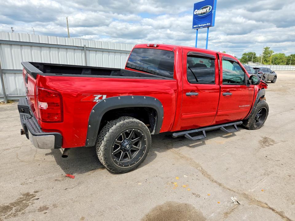 Photo 3 from auction – 2010 CHEVROLET SILVERADO with VIN 3GCRKSE33AG105676