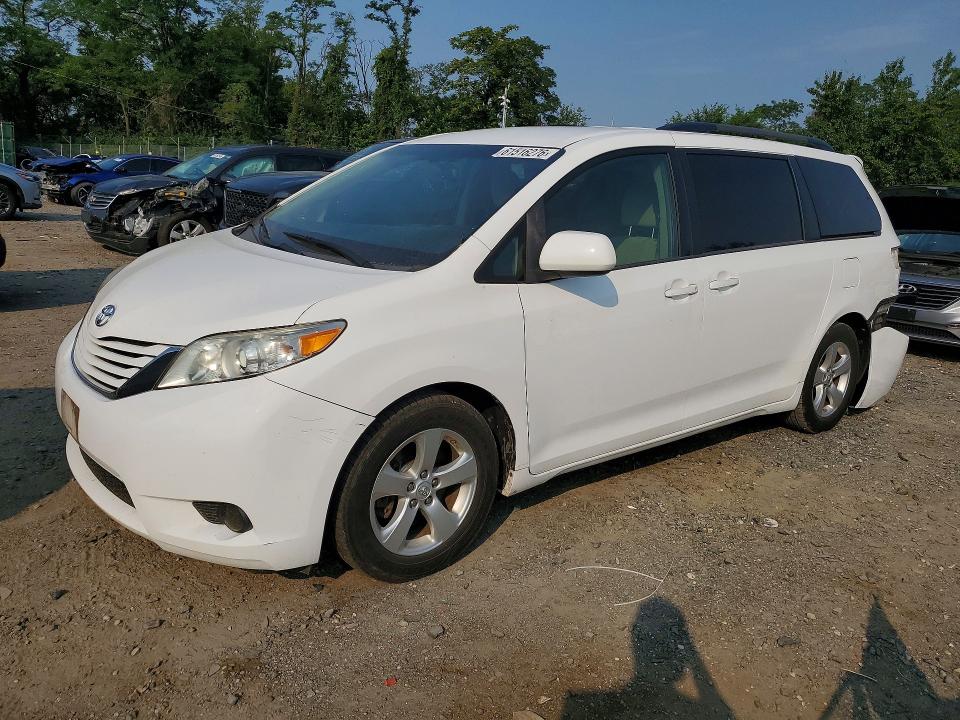 TOYOTA SIENNA 2016 with VIN 5TDKK3DC0GS746626 - Photo from auction