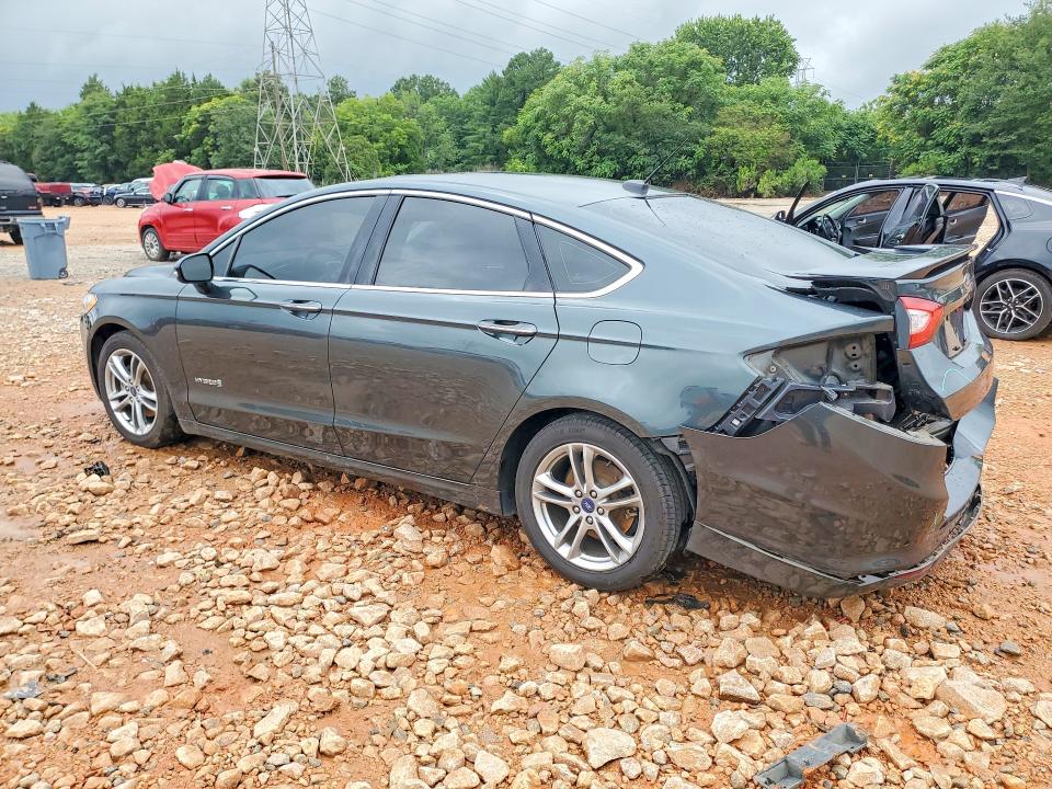 Photo 2 from auction – 2016 FORD FUSION with VIN 3FA6P0RU1GR190354